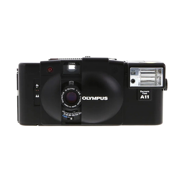 Olympus XA2