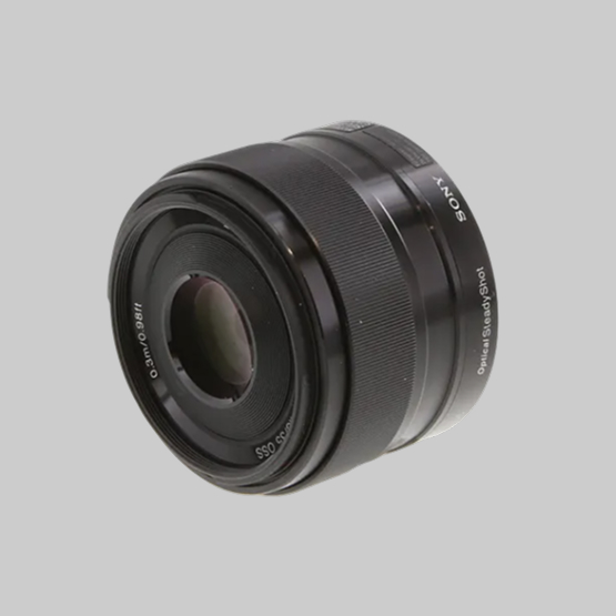 Sony E 35mm f/1.8 OSS