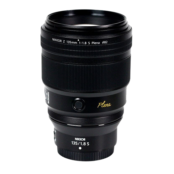 Nikon Z 135mm f/1.8 S Plena